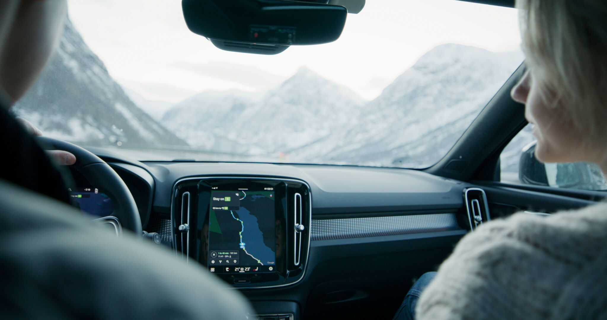 A cross-section view of a Nokian tire showing the interior acoustic foam layer used in SilentDrive Technology.