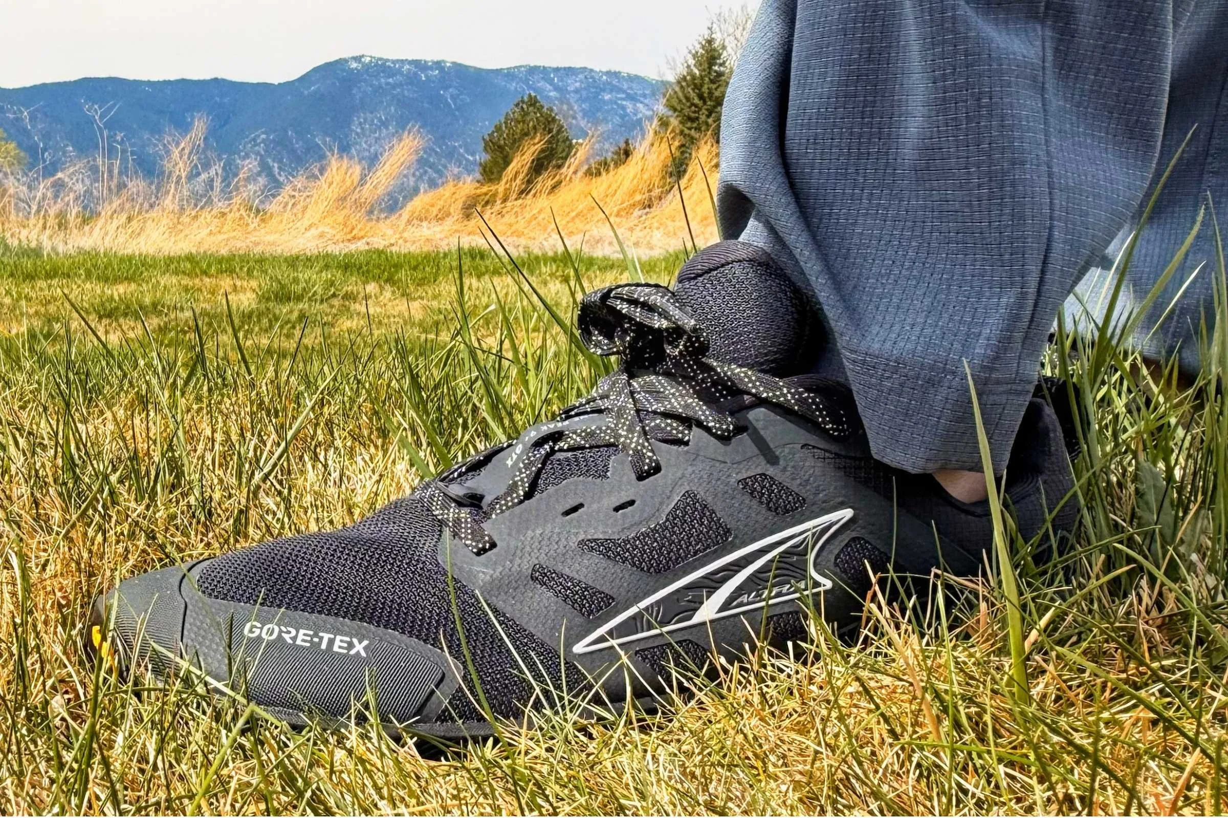 Altra Lone Peak 9+ GTX: Trail Running Shoes Waterproof