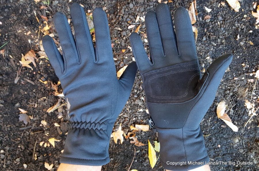 Black Diamond Midweight ScreenTap liner gloves designed for touchscreen use.