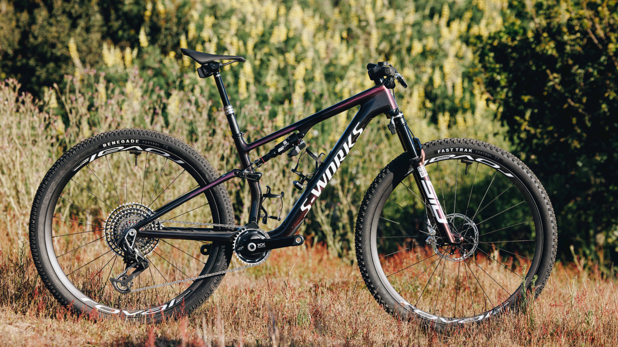 Detail view of the specialized S-Works Epic 8, showcasing its high-end components.