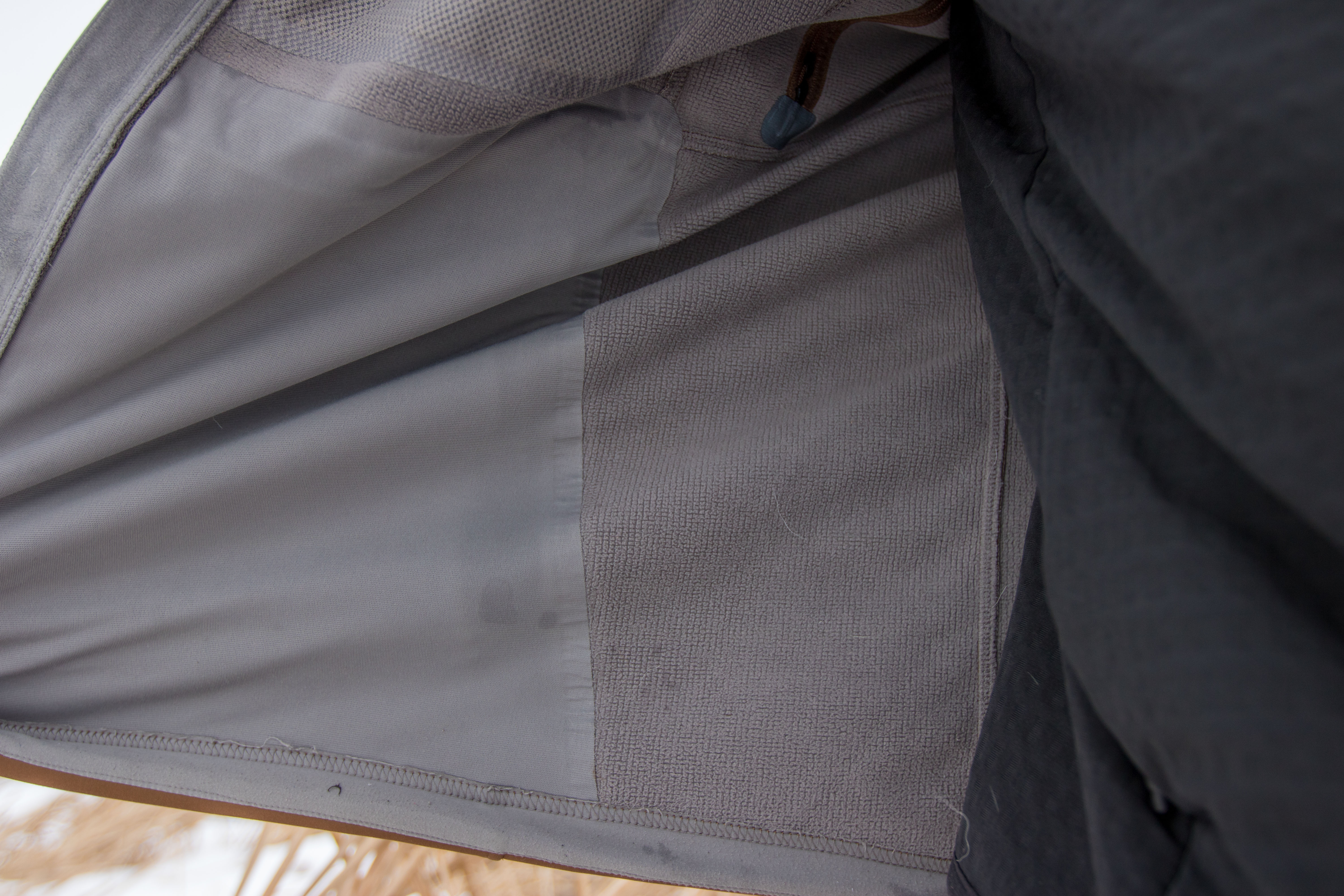 Interior view of the SITKA Jetstream showing the micro-grid fleece lining fabric.