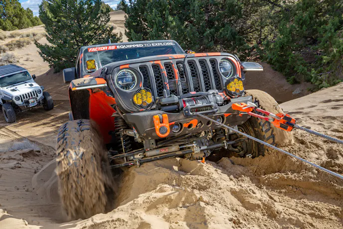 View of the Warn ZEON XC control pack and motor housing showing mounting points.