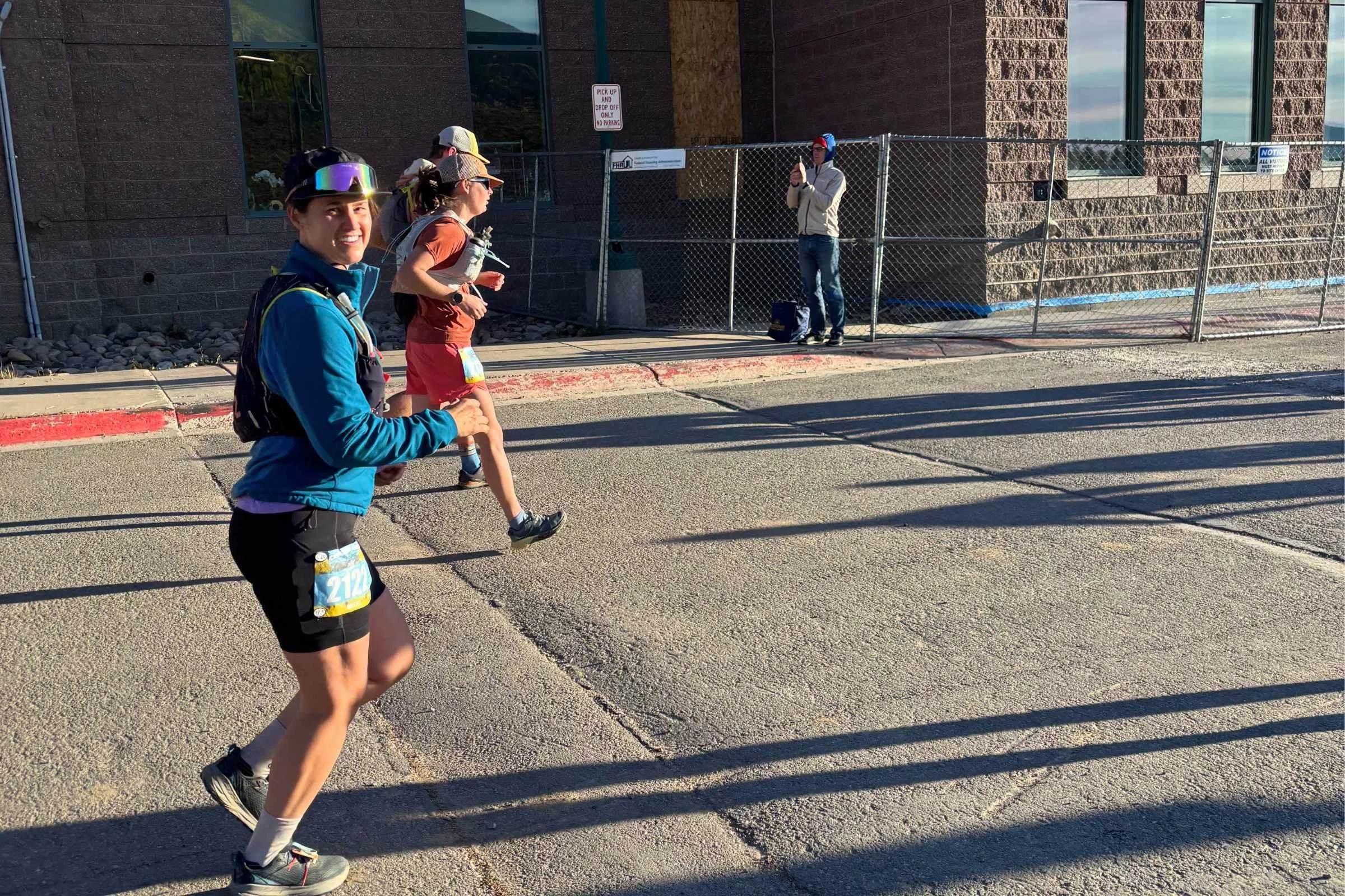 Runner wearing Arc'teryx Essent shorts during a trail race in Crested Butte.